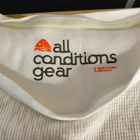 Nike ACG Long Sleeve Baselayer Size Large - Picture 6 of 12